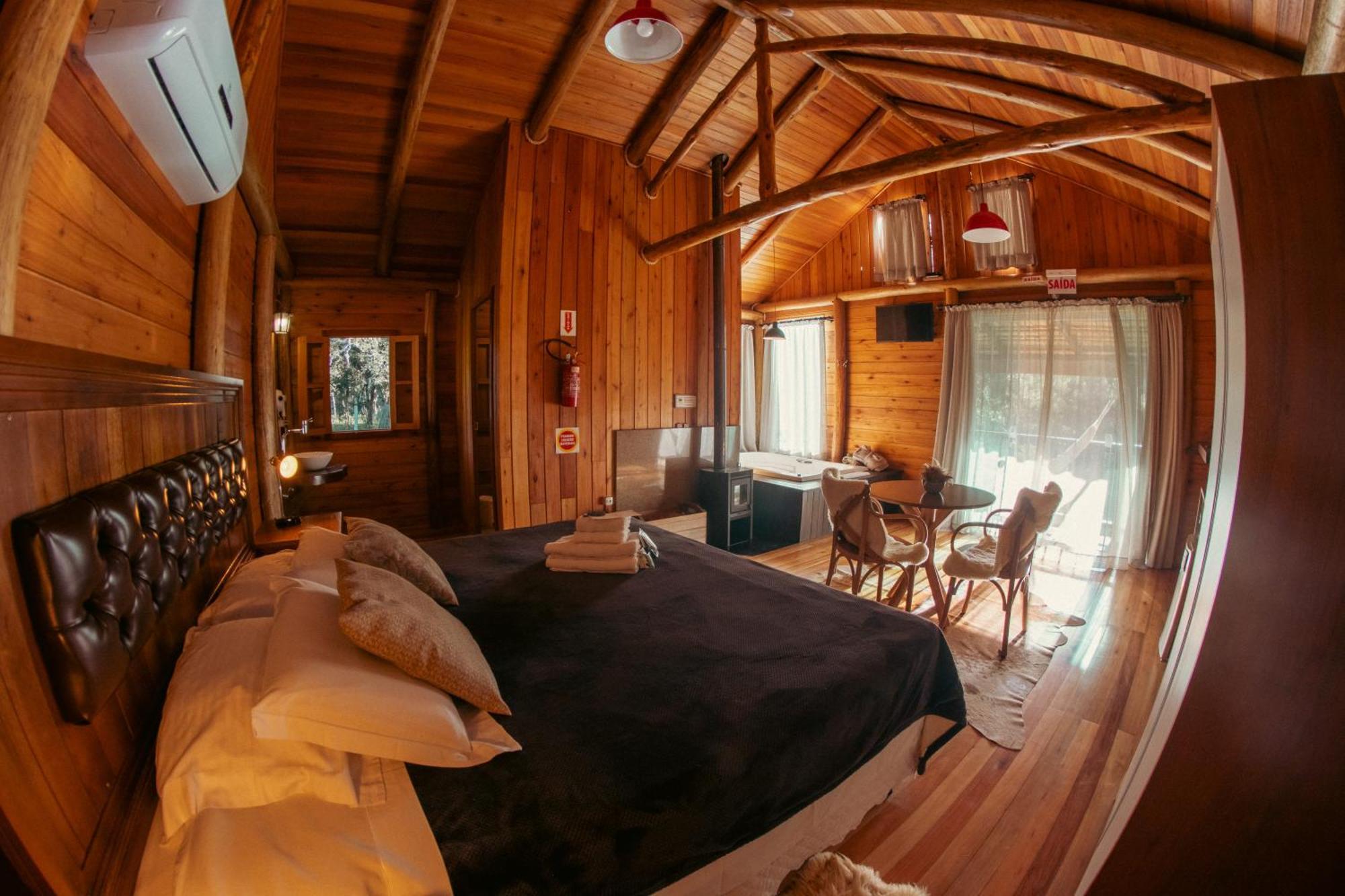 Hospedaria Refugio Do Invernador Урубиси Екстериор снимка